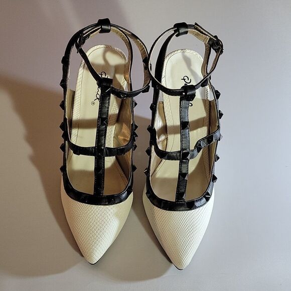 BRAND NEW QUPID POINTED TOE 'ROCKTUD" CAGET LEATHER PUMP WEDGE SHOE - Picture 4 of 16